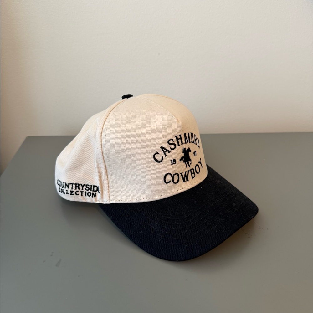 NWOT Cashmere Cowboy Trucker Hat - Black and Cream
